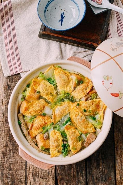 Egg Dumplings, A Chinese New Year Must Have (蛋饺) - The Woks of Life