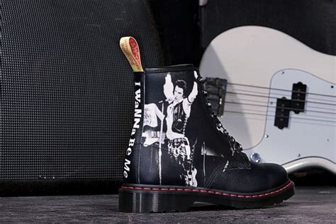 Una Marca De Zapatillas Estrena Una Nueva Colección En Homenaje A David Bowie