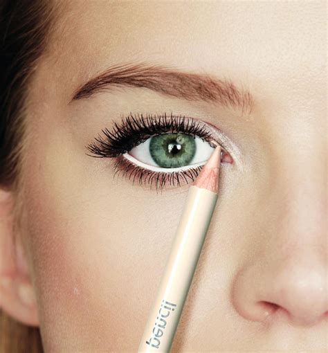 4 Tecnicas De Maquillaje De Ojos Paso A Paso De Dia