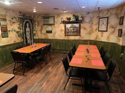 Reservations - Persichetti’s