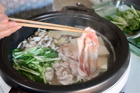 Pork Shabu Shabu Recipe – Japanese Cooking 101