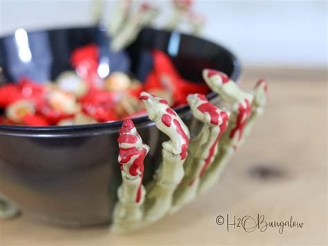 Spooky DIY Halloween Candy Bowl - H2OBungalow