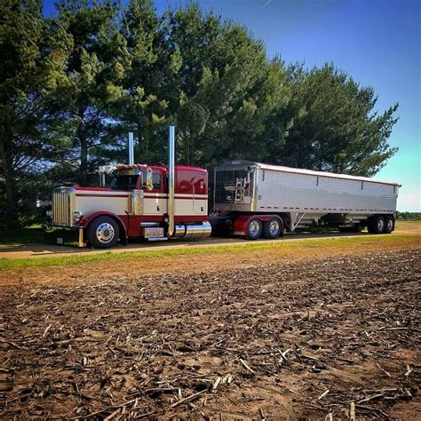 Classy Grain Hauler Trucks Peterbilt Trucks Big Trucks