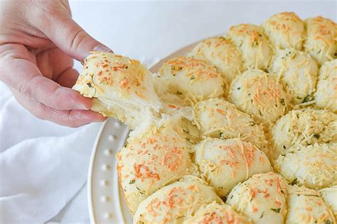 Quick And Easy Cheesy Pull Apart Bread Leigh Anne Wilkes