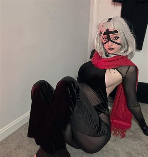 lia luvʕ•ᴥ•ʔ | Luna Snow cosplay ️ who do u main in Marvel Rivals? #