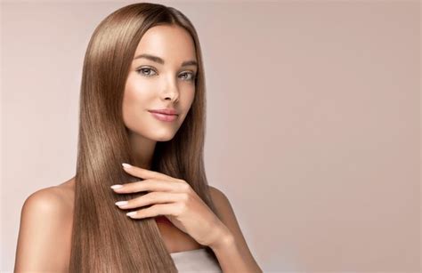 390 676 en la categoría Beautiful woman long brown hair de imágenes