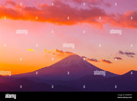 Mt Fuji Sunrise Stock Photo - Alamy