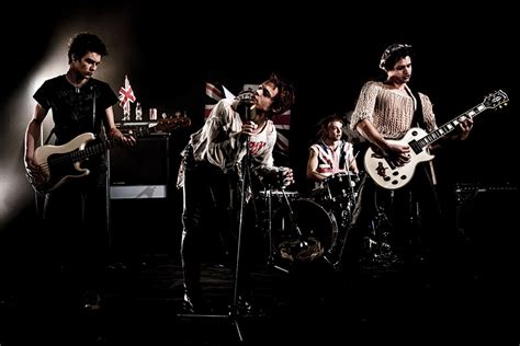 Série dos Sex Pistols ganha trailer nacional e data de estreia no Brasil