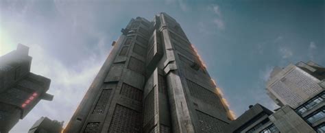 Mega City One Skyscraper From Dredd 2012 Judge Dredd Movie Dredd 2012