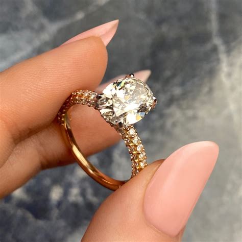 Get The Look Blake Livelys Engagement Ring Frank Darling