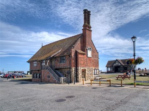 The Moot Hall Aldeburgh © David Dixon Cc By Sa20 Geograph Britain