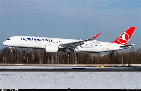 Tc Lgf Airbus A Turkish Airlines Ivan Goreza Jetphotos