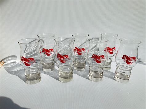 Vintage Libbey Red Lobster Hurricane Glasses Set Of 7 Etsy Vintage Drinking Glasses Libbey