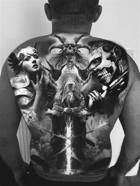 Pin By 1111 On 纹身 Back Tattoos For Guys Back Piece Tattoo Black