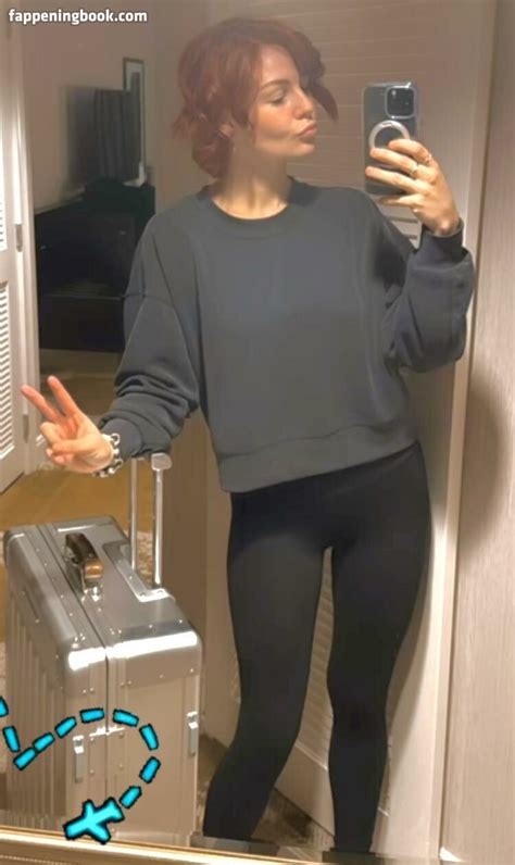 KallMeKris Nude OnlyFans Leaks Fappening FappeningBook