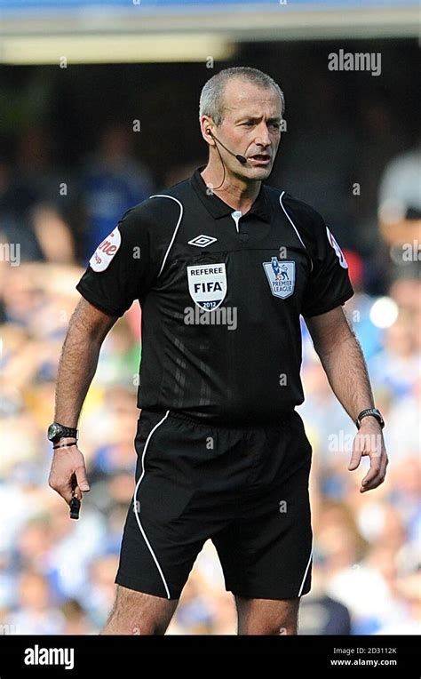 Martin Atkinson, match referee Stock Photo - Alamy