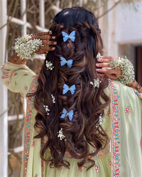 30 Latest Mehendi Hairstyles For Brides And Wedding Guests Wedbook