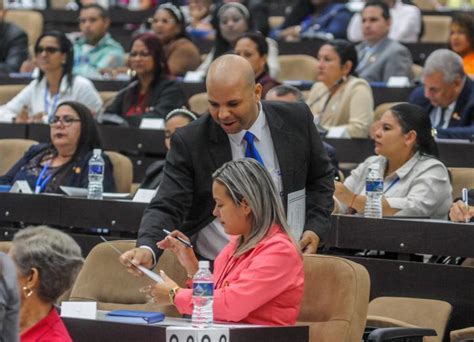 Cuba Y La Economía Asamblea Nacional Del Poder Popular En Su X