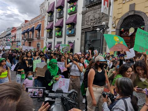 Colectivos Feministas Preparan Megamarcha En Puebla Para El M Mundo