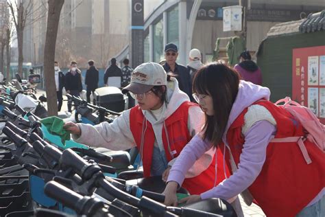 校团委开展学雷锋实践第一课系列活动 兰州城市学院