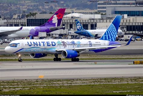 N14106 United Airlines Boeing 757 224wl Photo By James Dinsdale Id