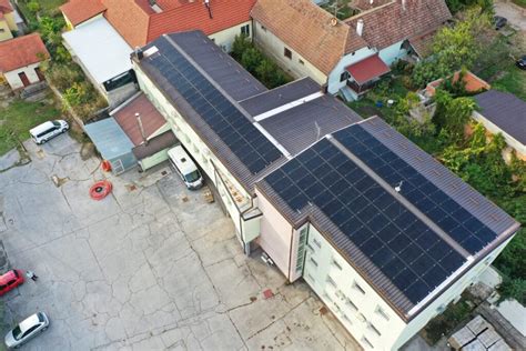 Zelena Tranzicija U Vinkovcima Postavljene Nove Solarne Elektrane Na