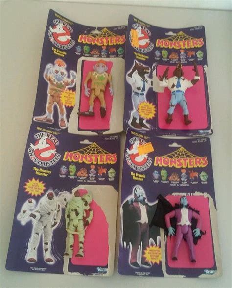 HUGE lot of vintage Ghostbusters toys w/ Firehouse 30 figures, 6 ...