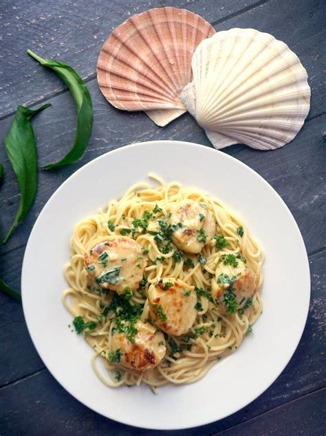 Creamy Garlic Scallops With Pasta Easy Scallop Recipes Best Seafood Recipes Best Pasta Dishes