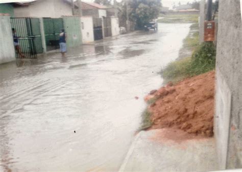 Walter Magui Em Foco Moradores Do Araretama Reclamam De Alagamentos