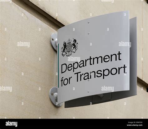 Department for transport hi-res stock photography and images - Alamy