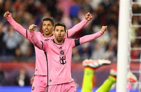 Lionel Messi Scores Twice For Inter Miami In 4 1 Win Vs New England Revolution Mundo Albiceleste