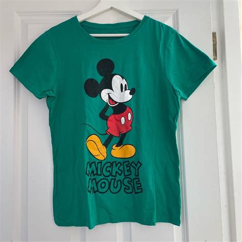 Mickey Mouse Green T-shirt Size: medium - Depop