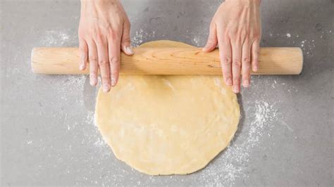 How to Roll Pie Dough into a Perfect Circle | Cook's Illustrated