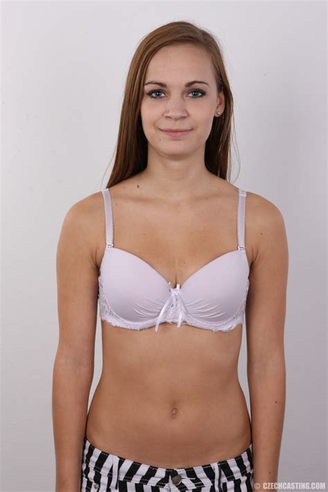 Lovely Looking Well Shaped Brunette With So Xxx Dessert Picture