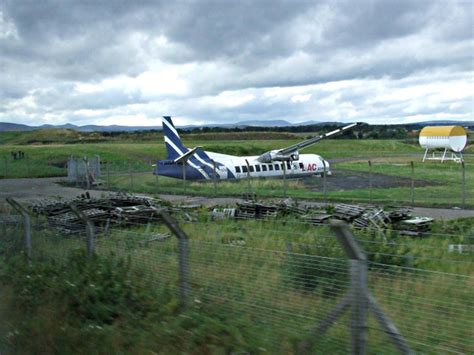 Edinburgh Airport © Thomas Nugent Cc By Sa20 Geograph Britain And