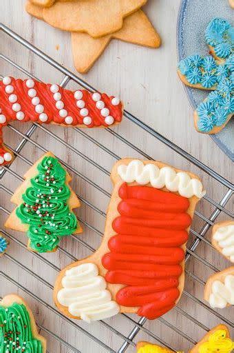 Christmas Biscuit Recipes That Are Totally Worth Baking This Festive Year