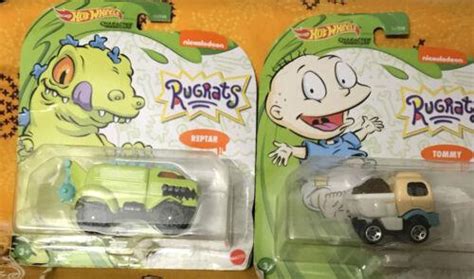 Hot Wheels Nickelodeon Rugrats Character Cars Set Tommy Reptar