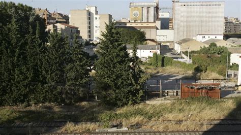 El Derribo De Las Dos Harineras Empieza Hoy Para Liberar Suelo Y