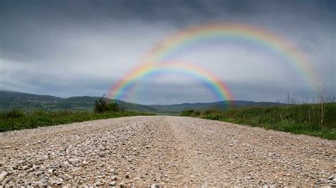 Double Rainbow Meaning Twin Flame (Explained)