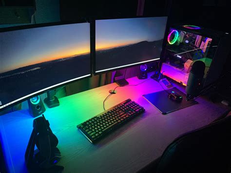 Sue me for using wired peripherals : r/battlestations 