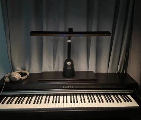 Piano Desk Lamp ZHEJIANG TOPMB ELECTRICAL LIGHTING CO LTD