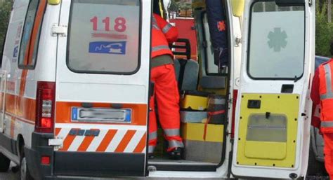 Incidente Mortale A San Pietro Clarenza Perde La Vita Un Enne