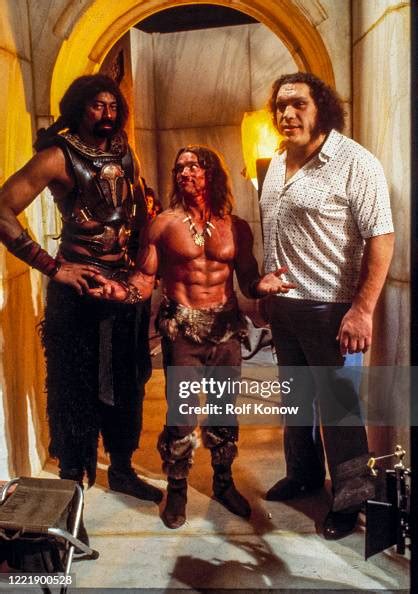 Arnold Schwarzenegger between Andre the Giant and Wilt Chamberlain on ...