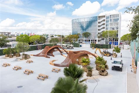 Miami Design District Jungle Plaza Island Planning Corporation