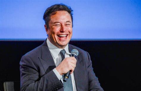 Elon Musk Shuts Down Twitter Accounts Of Several Journalist Who Have Reported On Firm Daily