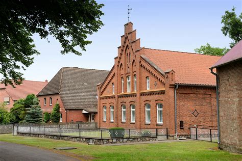 Niendorf An Der R Gnitz Ist Ein Ortsteil Der Gemeinde Flickr