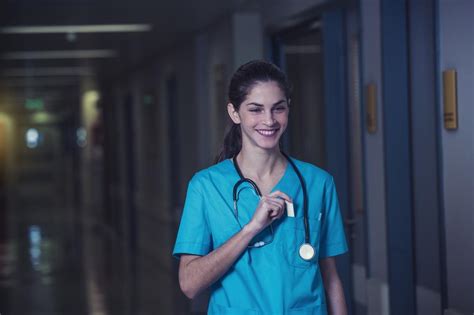 Night Shift Nurses Working Nights As A Nurse Ihirenursing