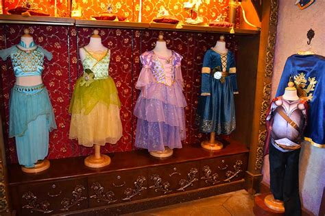 Getting the Royal Treatment at Bibbidi Bobbidi Boutique at Disneyland