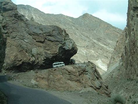 Karakuram Highway Pakistan Eighth Wonder Of The World Eighth Wonder Of