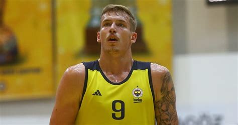 Fenerbahce officially parted ways with Luka Samanic - Eurohoops